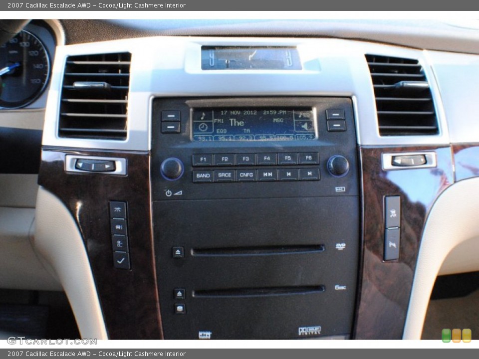 Cocoa/Light Cashmere Interior Controls for the 2007 Cadillac Escalade AWD #75751007