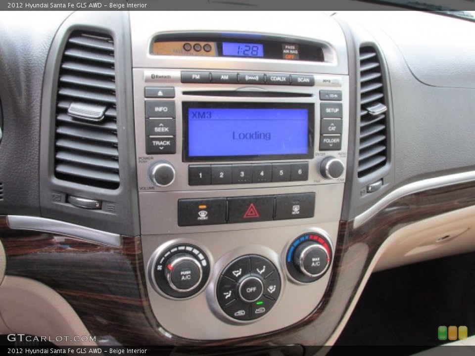 Beige Interior Controls for the 2012 Hyundai Santa Fe GLS AWD #75754712