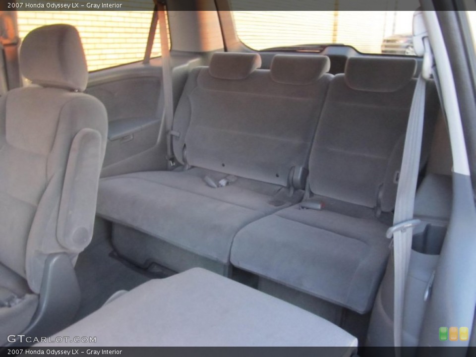 Gray Interior Rear Seat for the 2007 Honda Odyssey LX #75771773