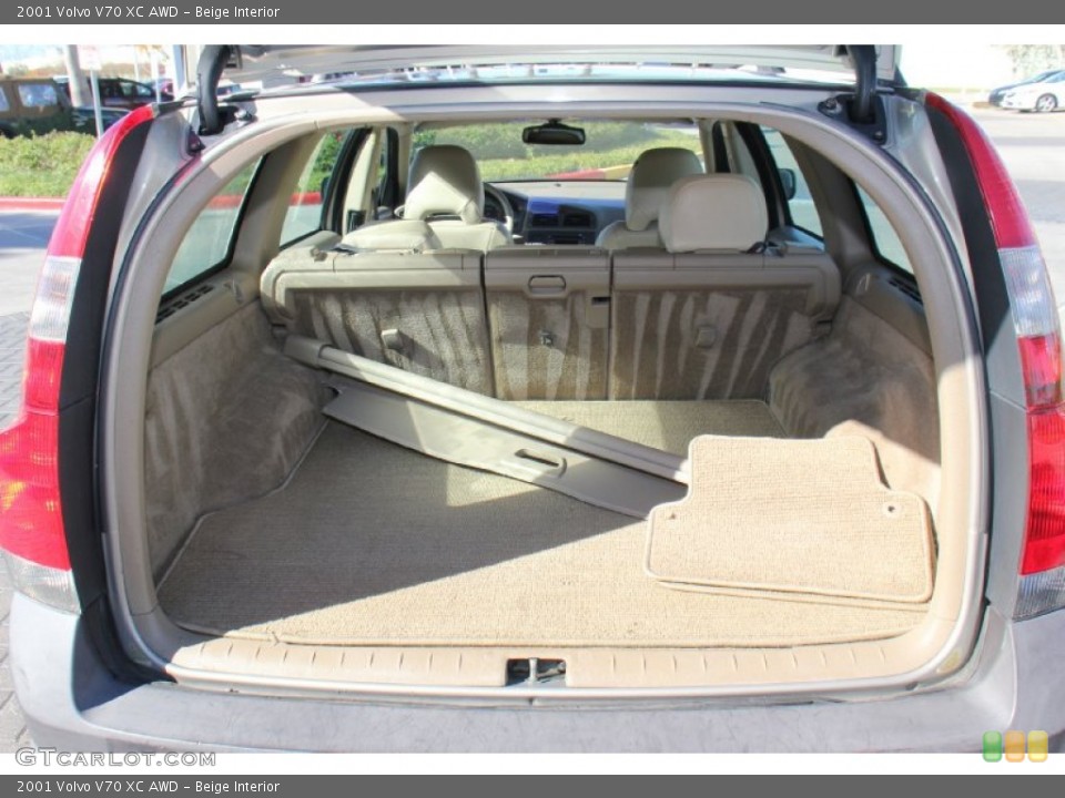 Beige Interior Trunk for the 2001 Volvo V70 XC AWD #75774074