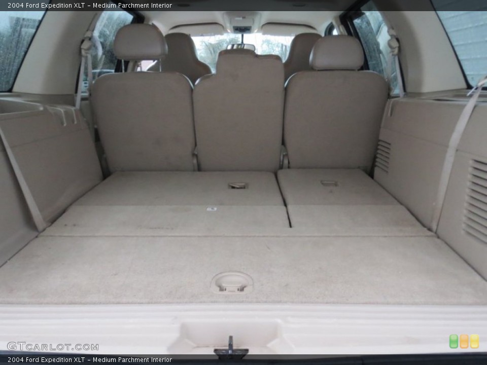 Medium Parchment Interior Trunk for the 2004 Ford Expedition XLT #75775167