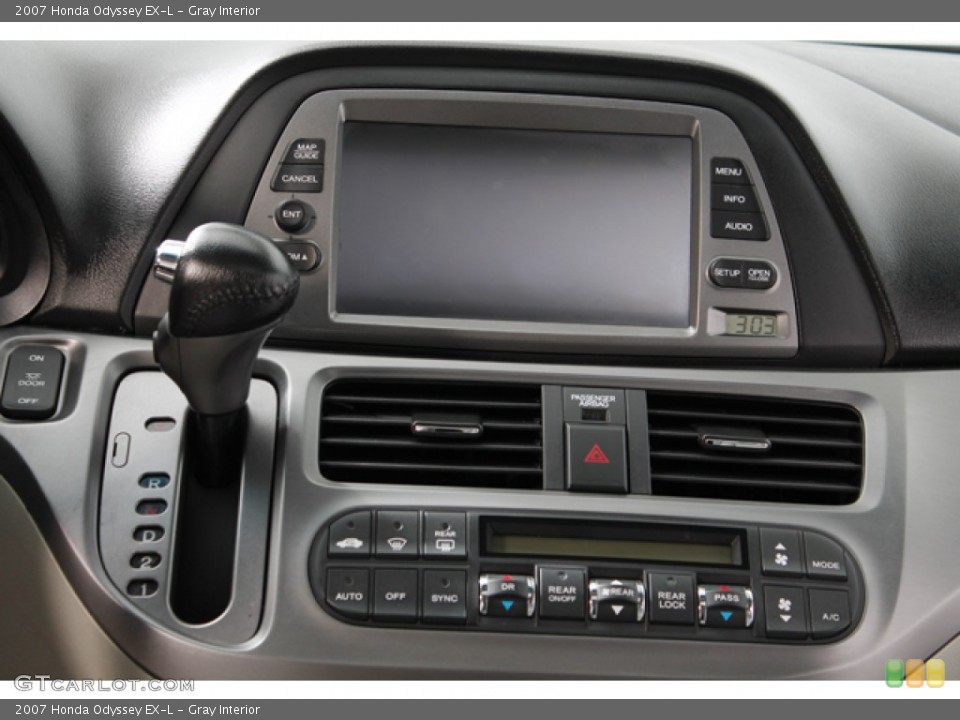 Gray Interior Controls for the 2007 Honda Odyssey EX-L #75784778