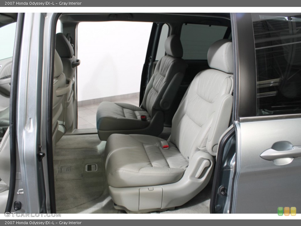 Gray Interior Rear Seat for the 2007 Honda Odyssey EX-L #75784850