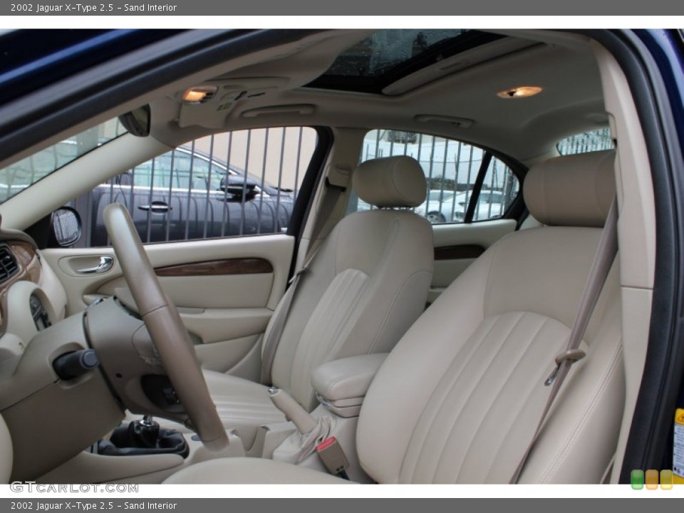 Sand Interior Photo for the 2002 Jaguar X-Type 2.5 #75792871
