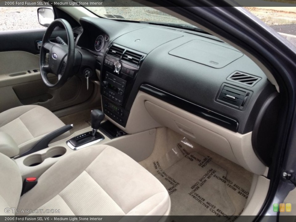Medium Light Stone Interior Dashboard for the 2006 Ford Fusion SEL V6 #75794884