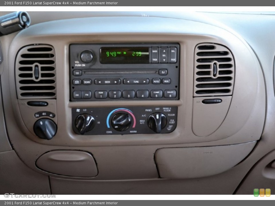 Medium Parchment Interior Controls for the 2001 Ford F150 Lariat SuperCrew 4x4 #75804226