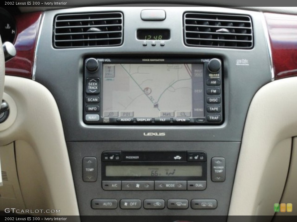 Ivory Interior Navigation for the 2002 Lexus ES 300 #75808891