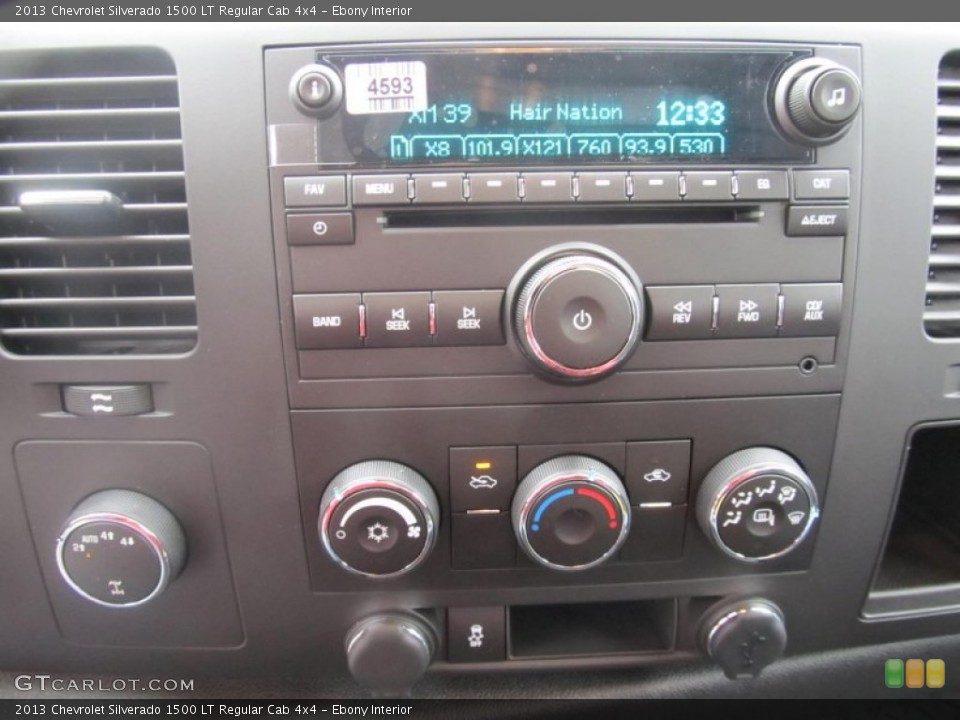 Ebony Interior Controls for the 2013 Chevrolet Silverado 1500 LT Regular Cab 4x4 #75814438