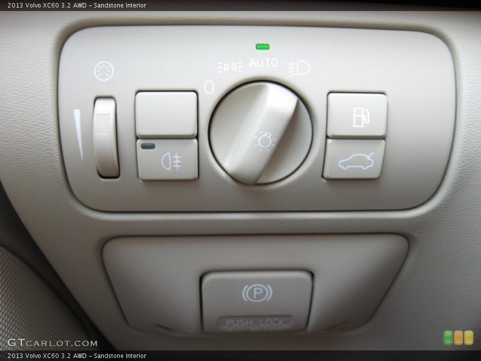 Sandstone Interior Controls for the 2013 Volvo XC60 3.2 AWD #75827006