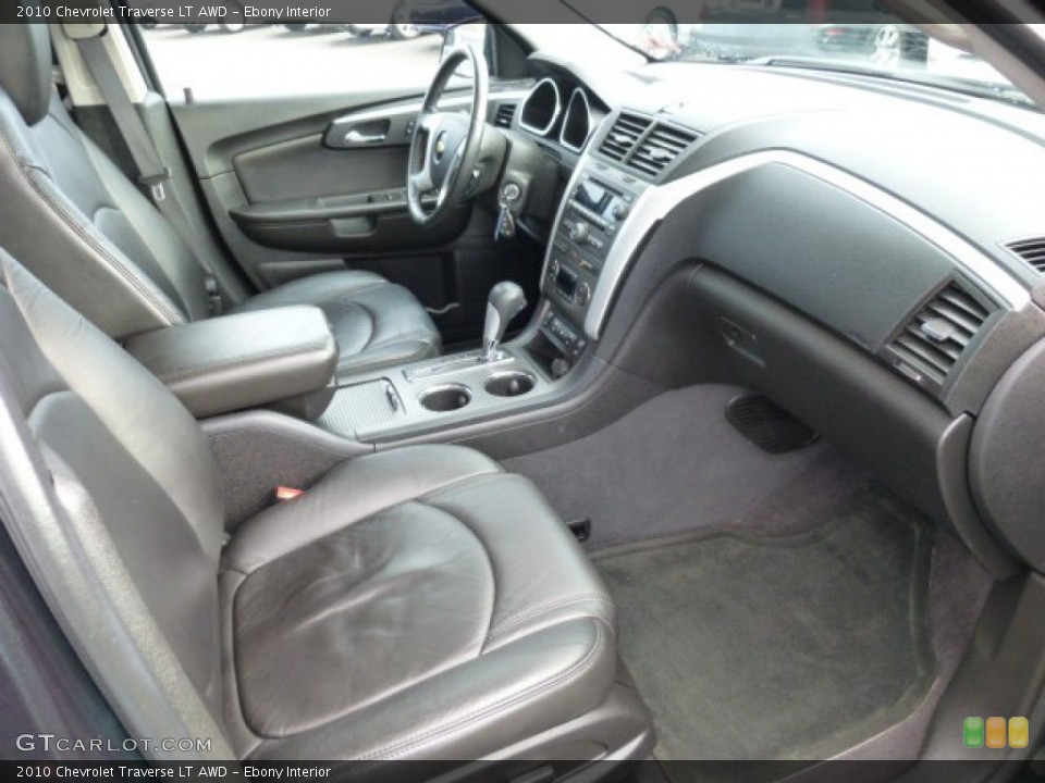 Ebony Interior Photo for the 2010 Chevrolet Traverse LT AWD #75830371