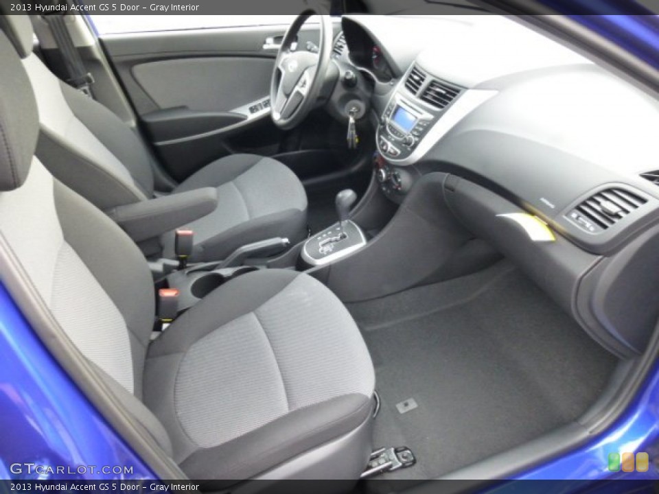 Gray Interior Photo for the 2013 Hyundai Accent GS 5 Door #75831650