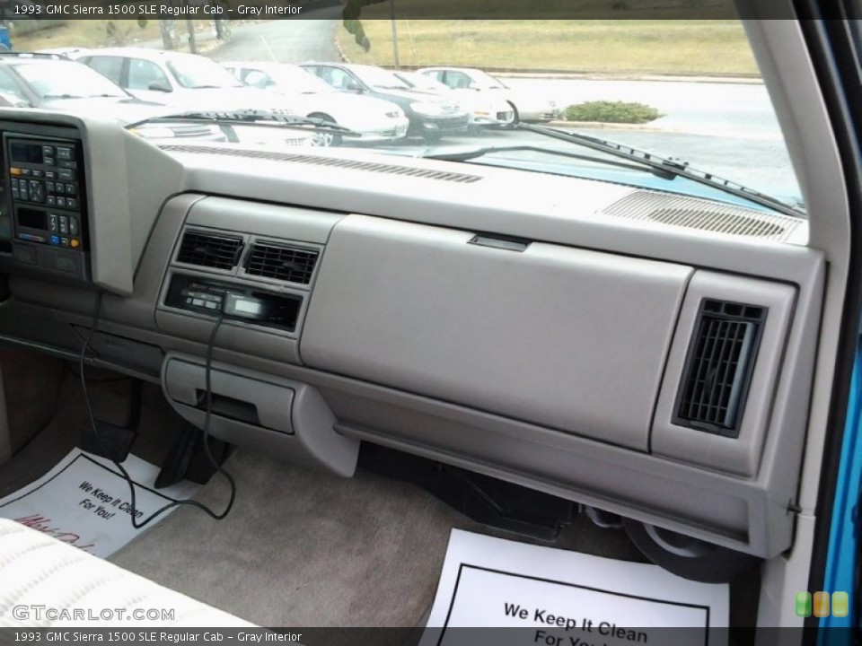 Gray Interior Dashboard for the 1993 GMC Sierra 1500 SLE Regular Cab #75842887