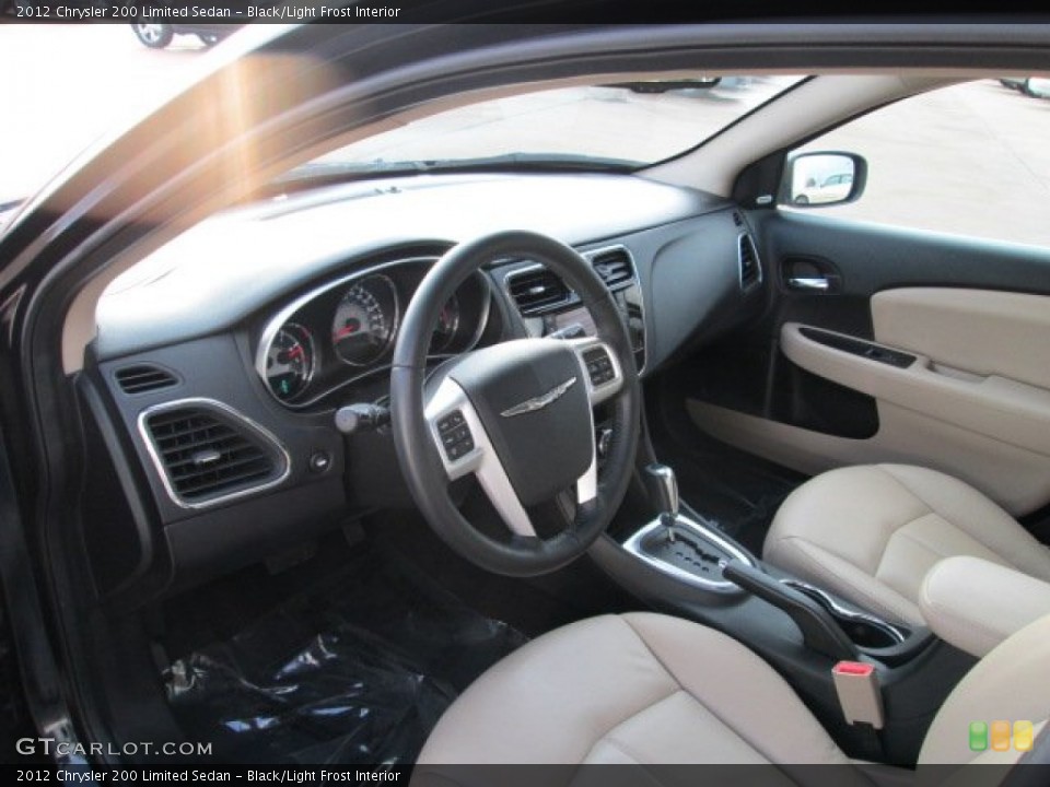 Black/Light Frost 2012 Chrysler 200 Interiors