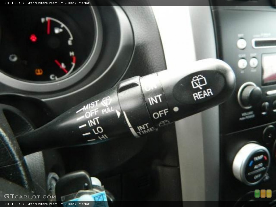 Black Interior Controls for the 2011 Suzuki Grand Vitara Premium #75862375