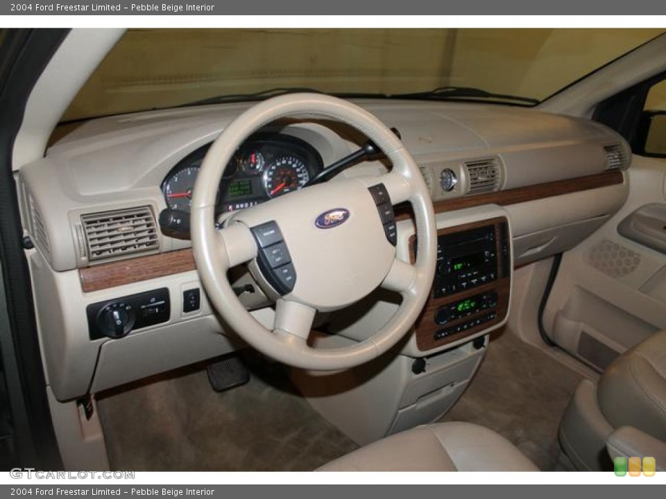 Pebble Beige Interior Photo for the 2004 Ford Freestar Limited #75863626