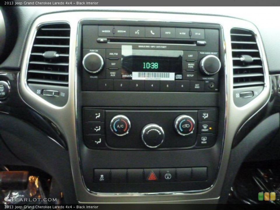 Black Interior Controls for the 2013 Jeep Grand Cherokee Laredo 4x4 #75864541
