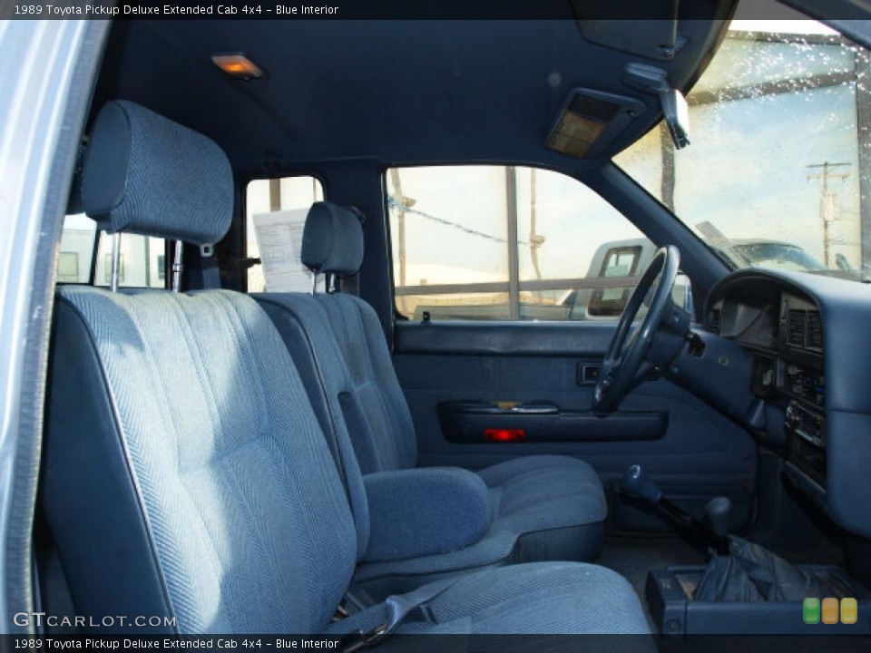 Blue Interior Photo for the 1989 Toyota Pickup Deluxe Extended Cab 4x4 #75875732