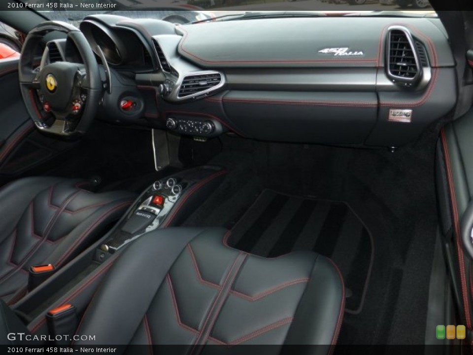 Nero Interior Dashboard for the 2010 Ferrari 458 Italia #75885973