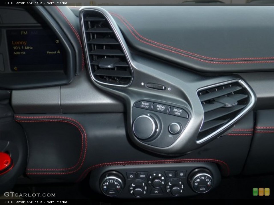 Nero Interior Controls for the 2010 Ferrari 458 Italia #75886156