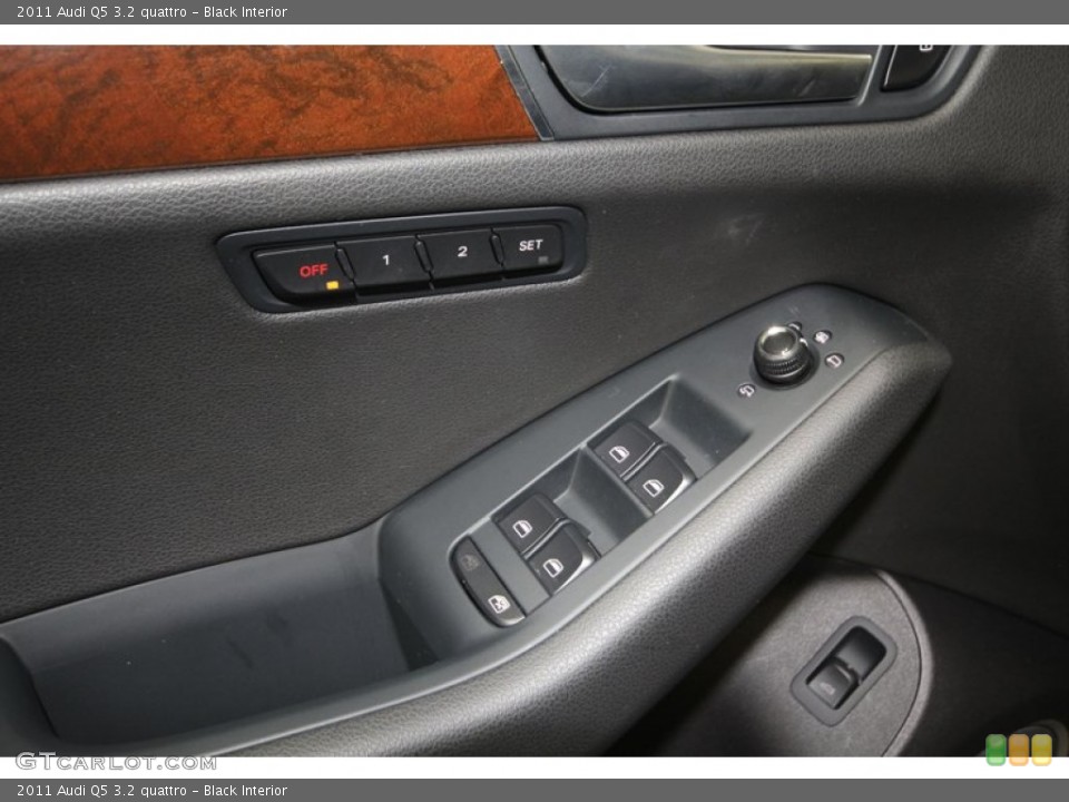 Black Interior Controls for the 2011 Audi Q5 3.2 quattro #75887975