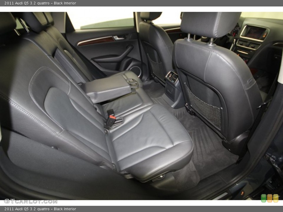 Black Interior Rear Seat for the 2011 Audi Q5 3.2 quattro #75888380