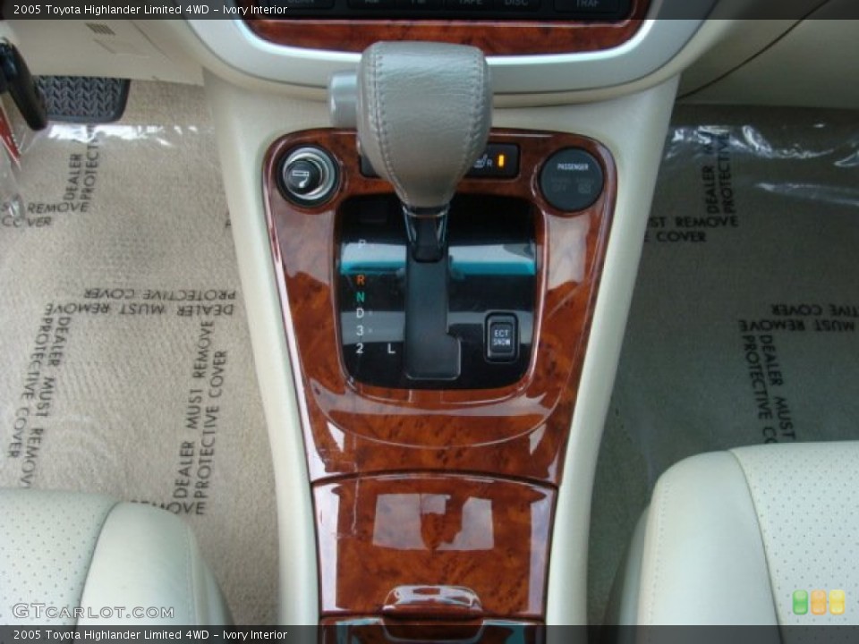 Ivory Interior Transmission for the 2005 Toyota Highlander Limited 4WD #75889121