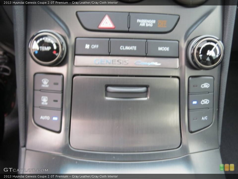 Gray Leather/Gray Cloth Interior Controls for the 2013 Hyundai Genesis Coupe 2.0T Premium #75904241