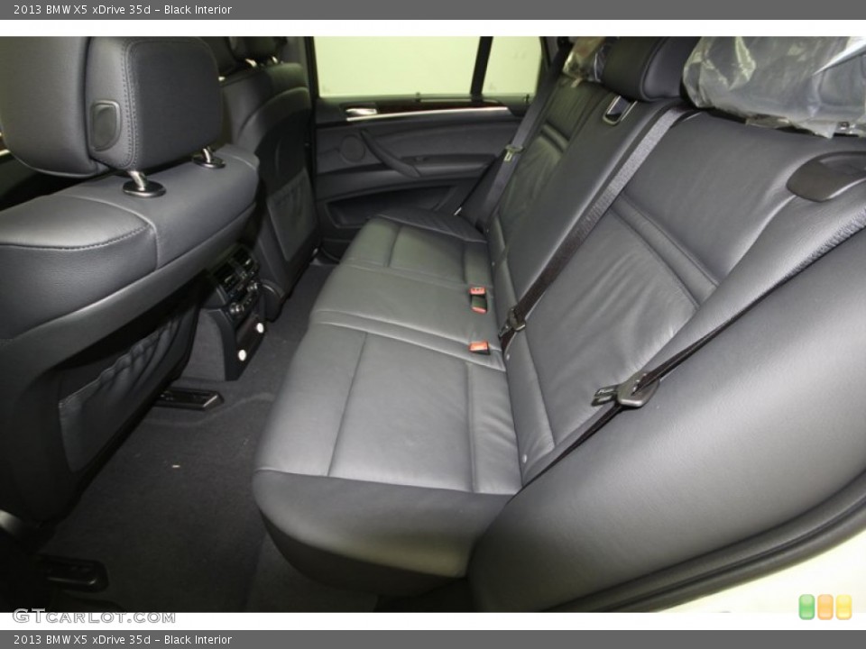 Black Interior Rear Seat for the 2013 BMW X5 xDrive 35d #75909633