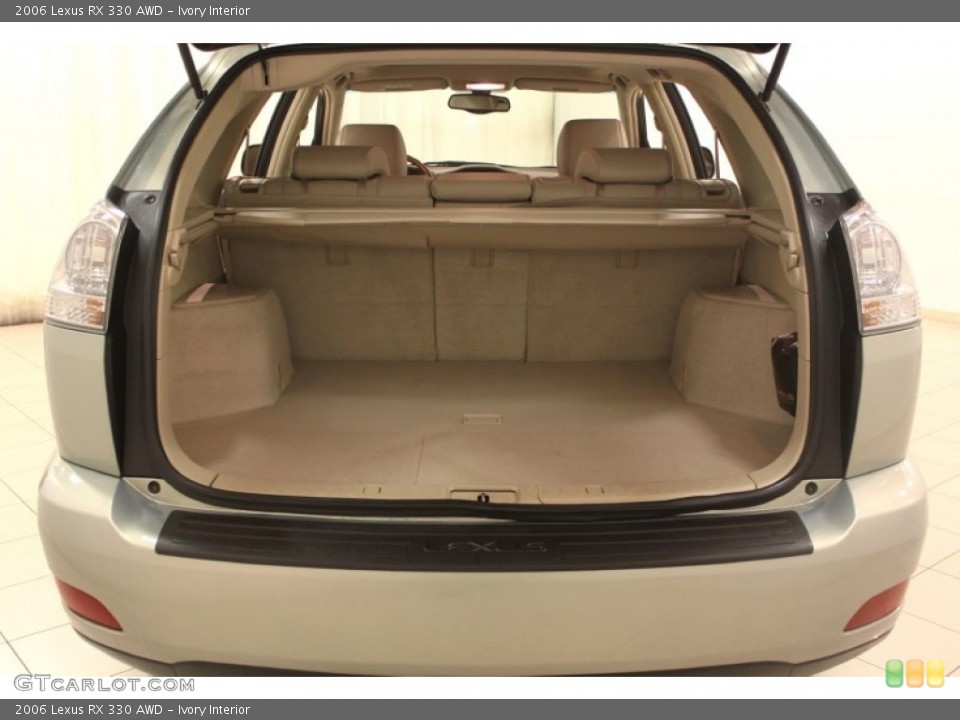 Ivory Interior Trunk for the 2006 Lexus RX 330 AWD #75912263