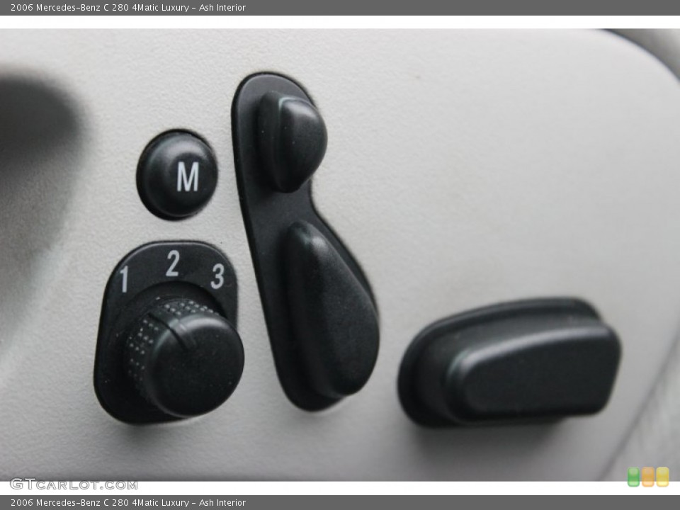 Ash Interior Controls for the 2006 Mercedes-Benz C 280 4Matic Luxury #75926381