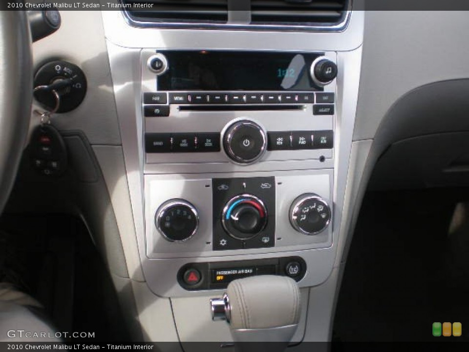 Titanium Interior Controls for the 2010 Chevrolet Malibu LT Sedan #75927455