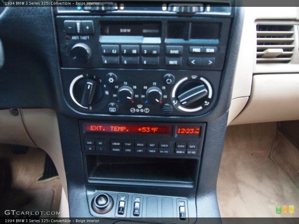 Beige Interior Controls for the 1994 BMW 3 Series 325i Convertible #75934167