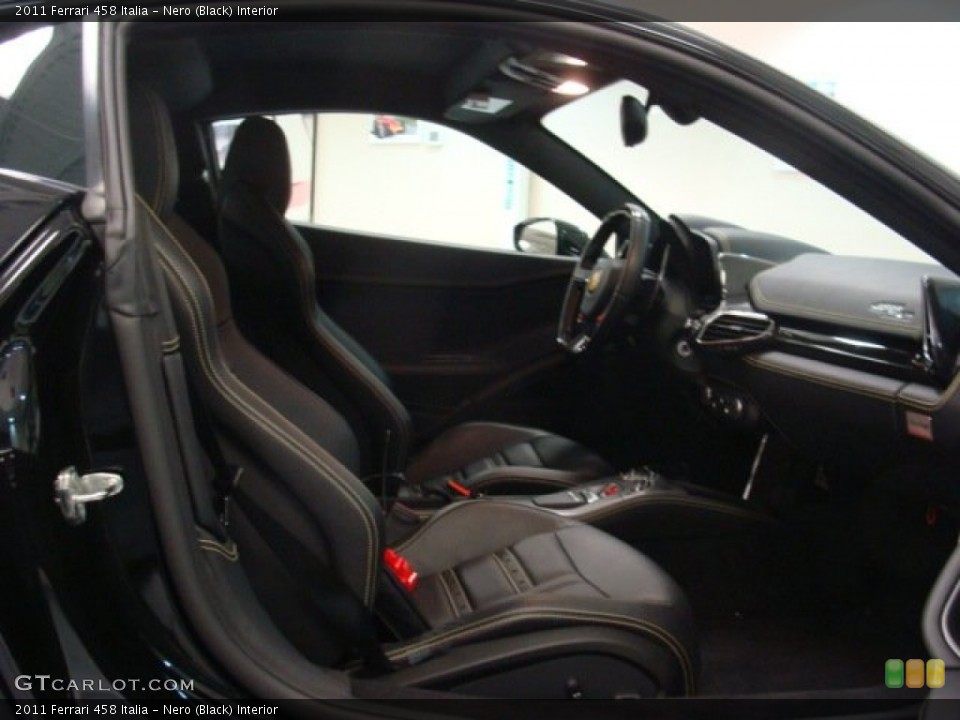 Nero (Black) Interior Photo for the 2011 Ferrari 458 Italia #75939833