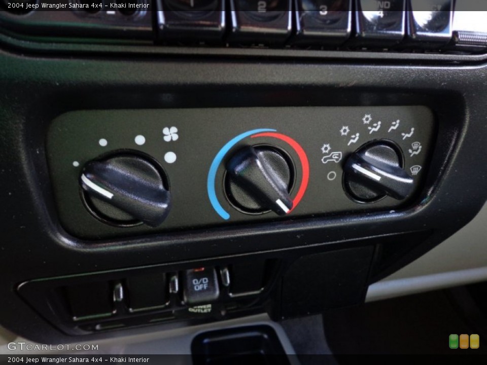 Khaki Interior Controls for the 2004 Jeep Wrangler Sahara 4x4 #75947952