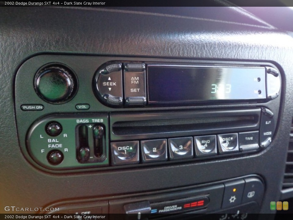 Dark Slate Gray Interior Controls for the 2002 Dodge Durango SXT 4x4 #75950401