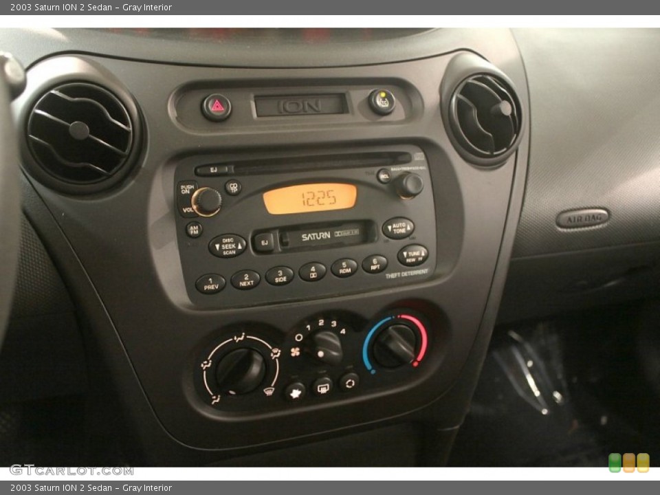 Gray Interior Controls for the 2003 Saturn ION 2 Sedan #75960613