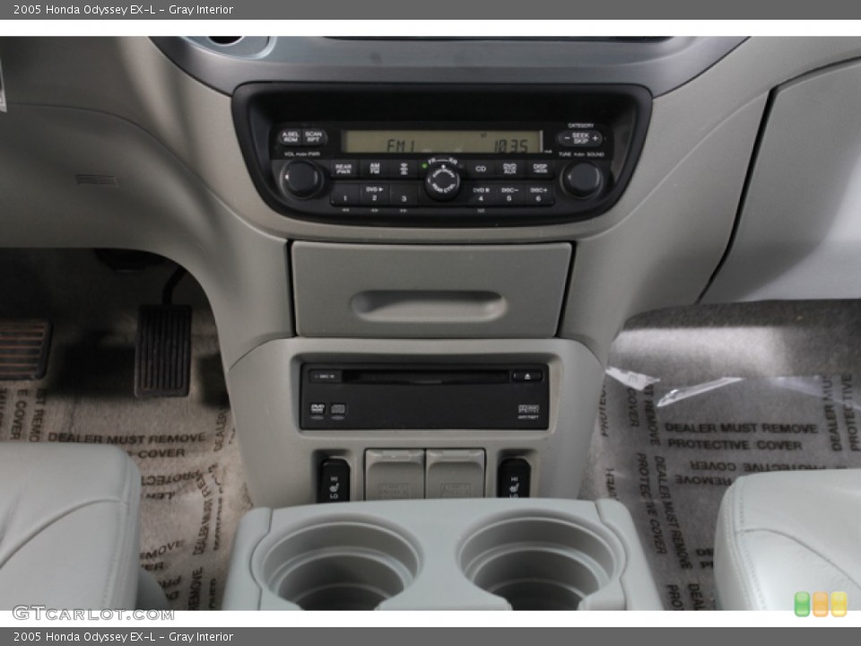 Gray Interior Audio System for the 2005 Honda Odyssey EX-L #75967531