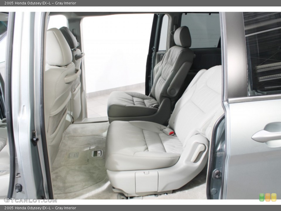 Gray Interior Rear Seat for the 2005 Honda Odyssey EX-L #75967633