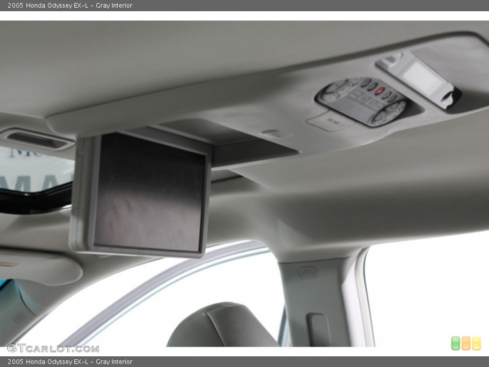 Gray Interior Entertainment System for the 2005 Honda Odyssey EX-L #75967672