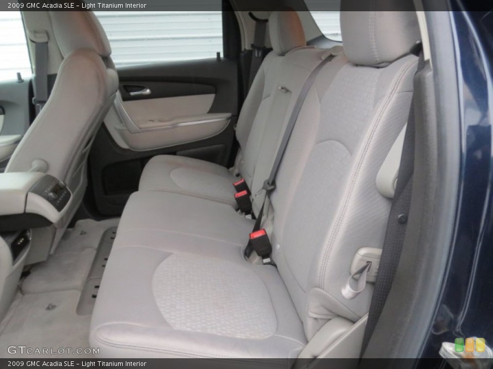 Light Titanium Interior Rear Seat for the 2009 GMC Acadia SLE #75969268