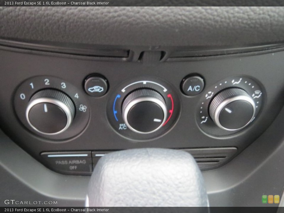 Charcoal Black Interior Controls for the 2013 Ford Escape SE 1.6L EcoBoost #75970067