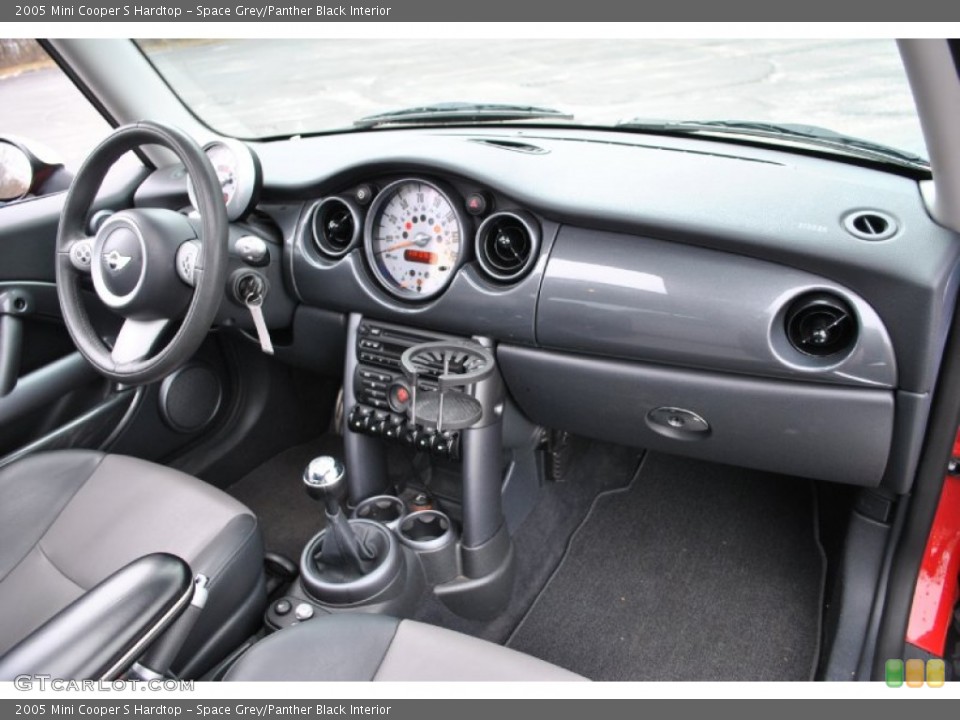 Space Grey/Panther Black Interior Dashboard for the 2005 Mini Cooper S Hardtop #75973855