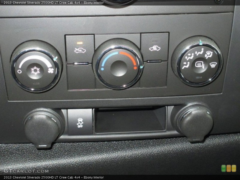 Ebony Interior Controls for the 2013 Chevrolet Silverado 2500HD LT Crew Cab 4x4 #75975259