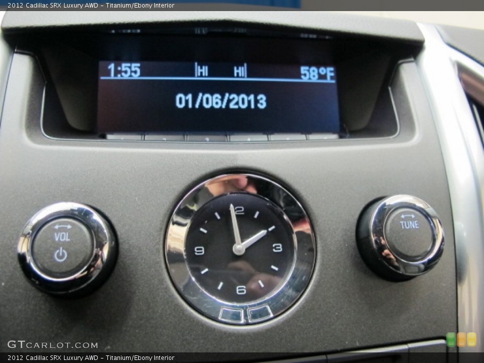 Titanium/Ebony Interior Controls for the 2012 Cadillac SRX Luxury AWD #75990937