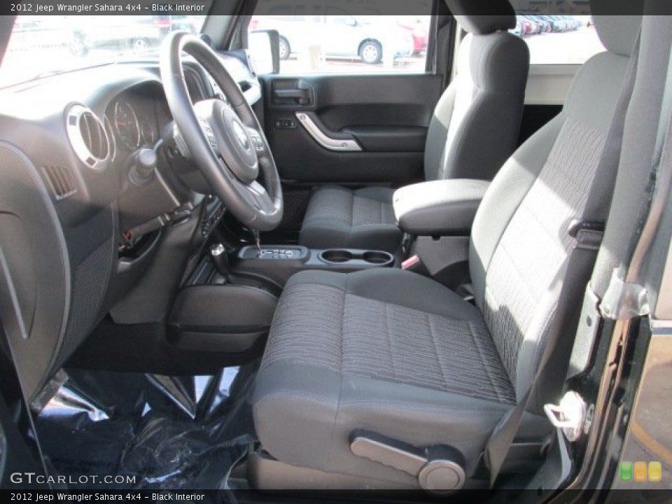 Black Interior Photo for the 2012 Jeep Wrangler Sahara 4x4 #76002592