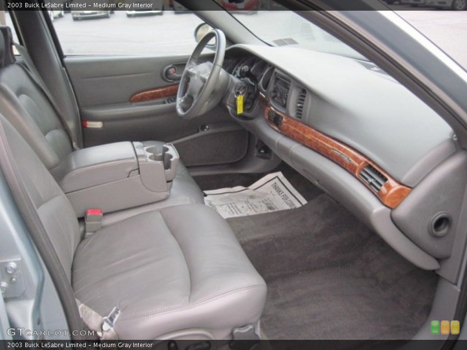 Medium Gray Interior Photo for the 2003 Buick LeSabre Limited #76008544