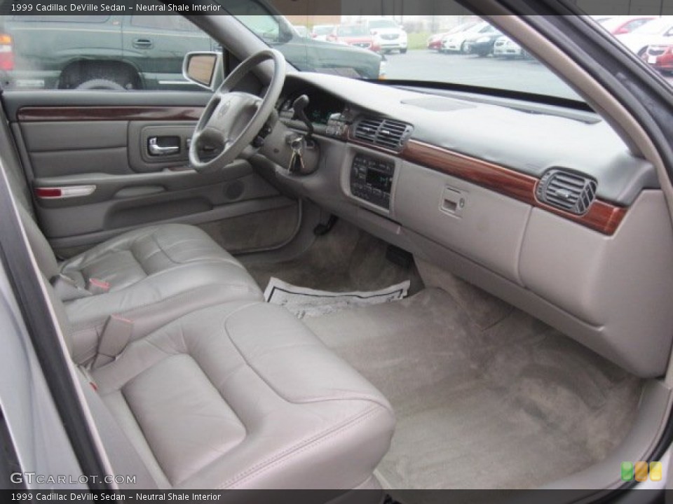 Neutral Shale 1999 Cadillac DeVille Interiors