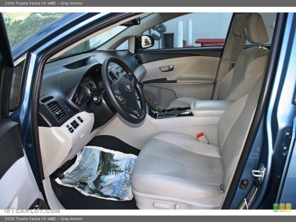 Gray Interior Photo for the 2009 Toyota Venza V6 AWD #76022157