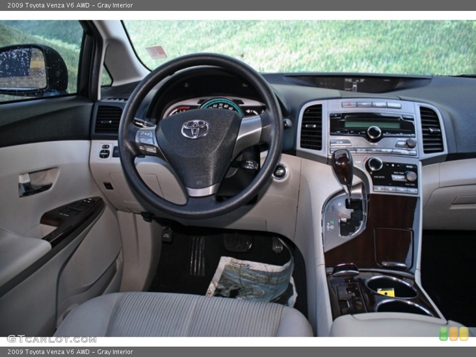 Gray Interior Dashboard for the 2009 Toyota Venza V6 AWD #76022454