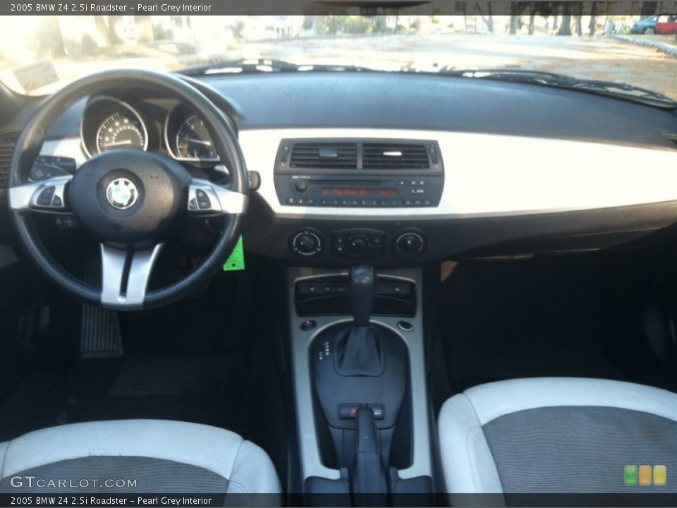 Pearl Grey Interior Dashboard for the 2005 BMW Z4 2.5i Roadster #76023234